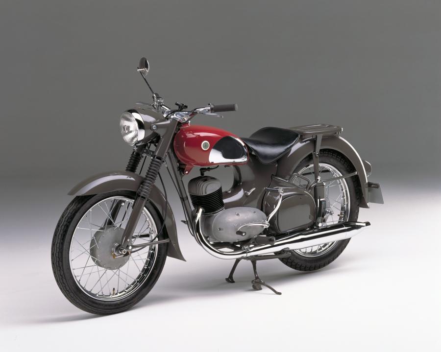 Yamaha YC-1
